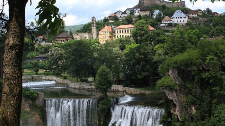 [ボスニア・ヘルツェゴヴィナ] スルプスカ共和国から雰囲気はガラッと変わる 首都サラエボへ