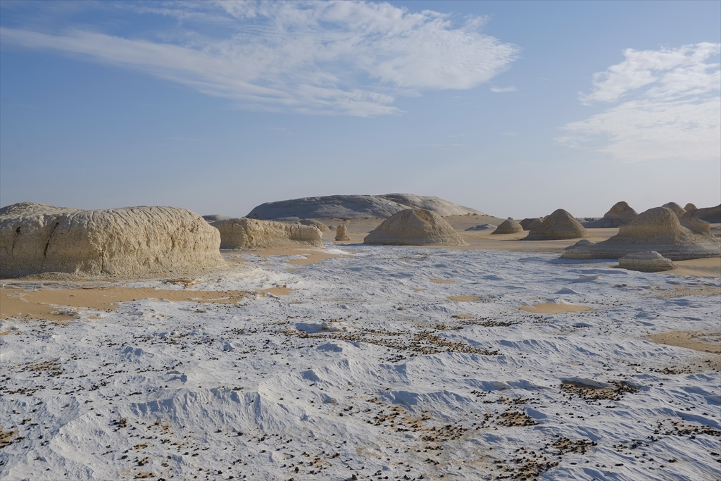 [エジプト] 世にも奇妙な黒い砂漠と白い砂漠 バハレイヤ・オアシスにて